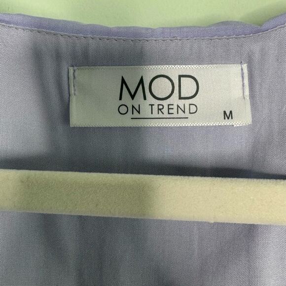 Mod On Trend Lavender Tiered Dress Size Medium NWT - Picture 7 of 9